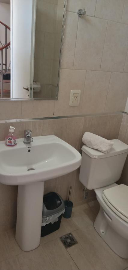 Gran Duplex Plaza Independencia Cochera Gratis! Apartment